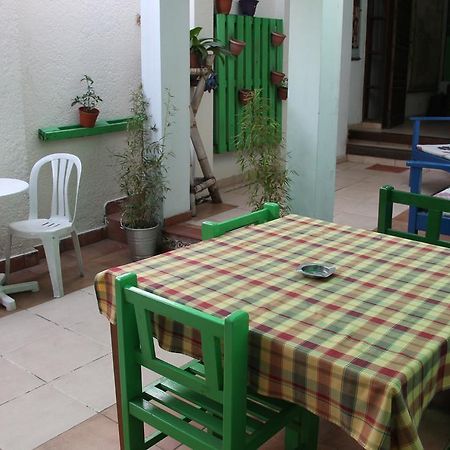 Hostal Los Aventureros Санта Крус де ла Сиера Екстериор снимка