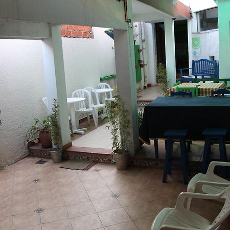 Hostal Los Aventureros Санта Крус де ла Сиера Екстериор снимка