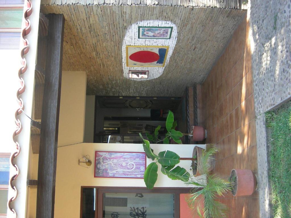 Hostal Los Aventureros Санта Крус де ла Сиера Екстериор снимка