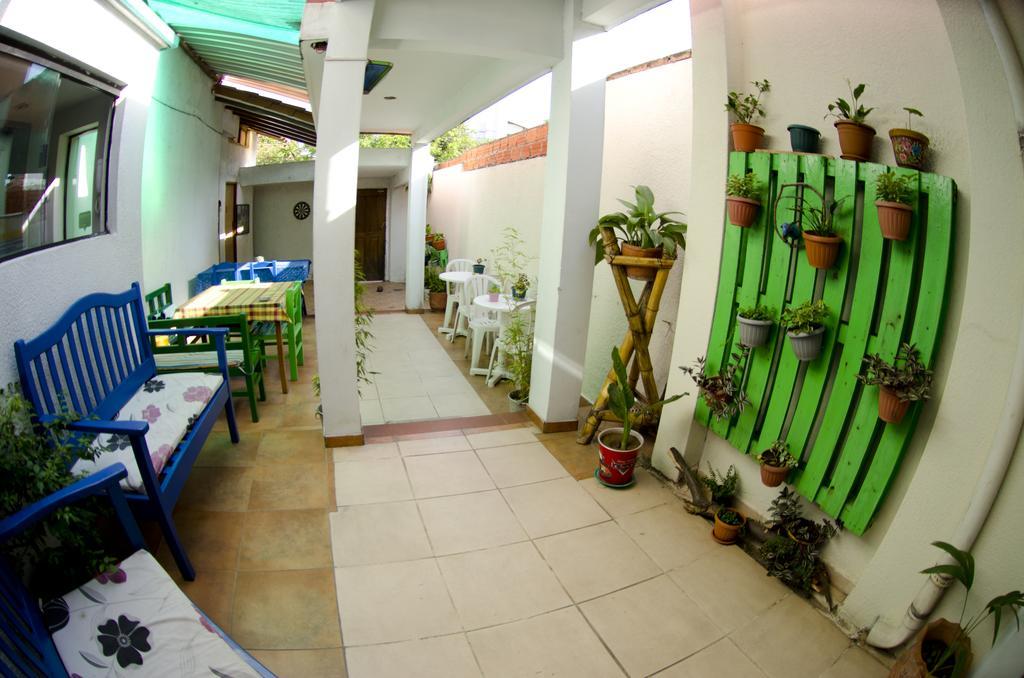 Hostal Los Aventureros Санта Крус де ла Сиера Екстериор снимка